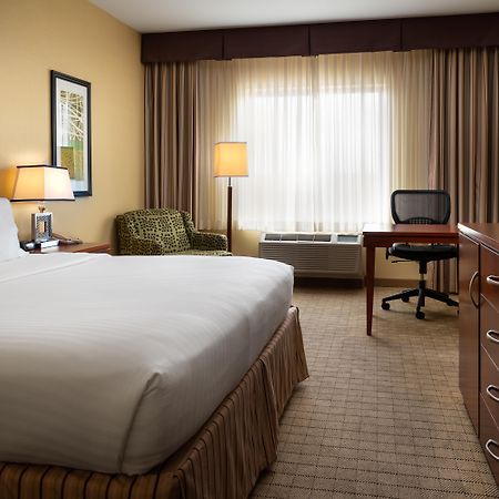 Holiday Inn Express & Suites Denver Airport By Ihg Exteriör bild